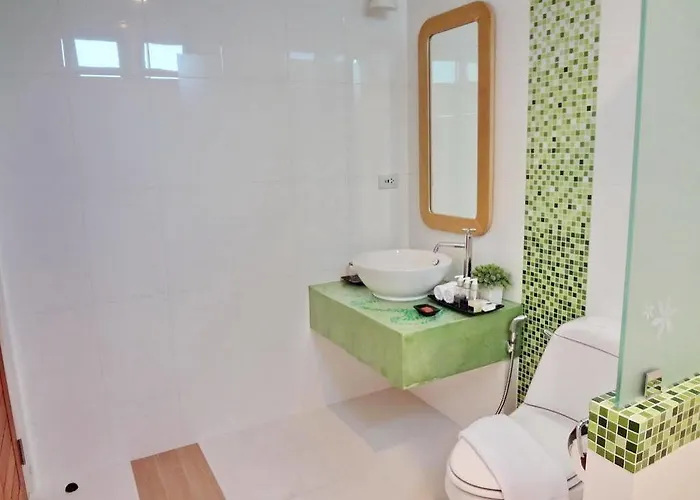 Bussaba Suvarnabhumi Airport Hotel 3*